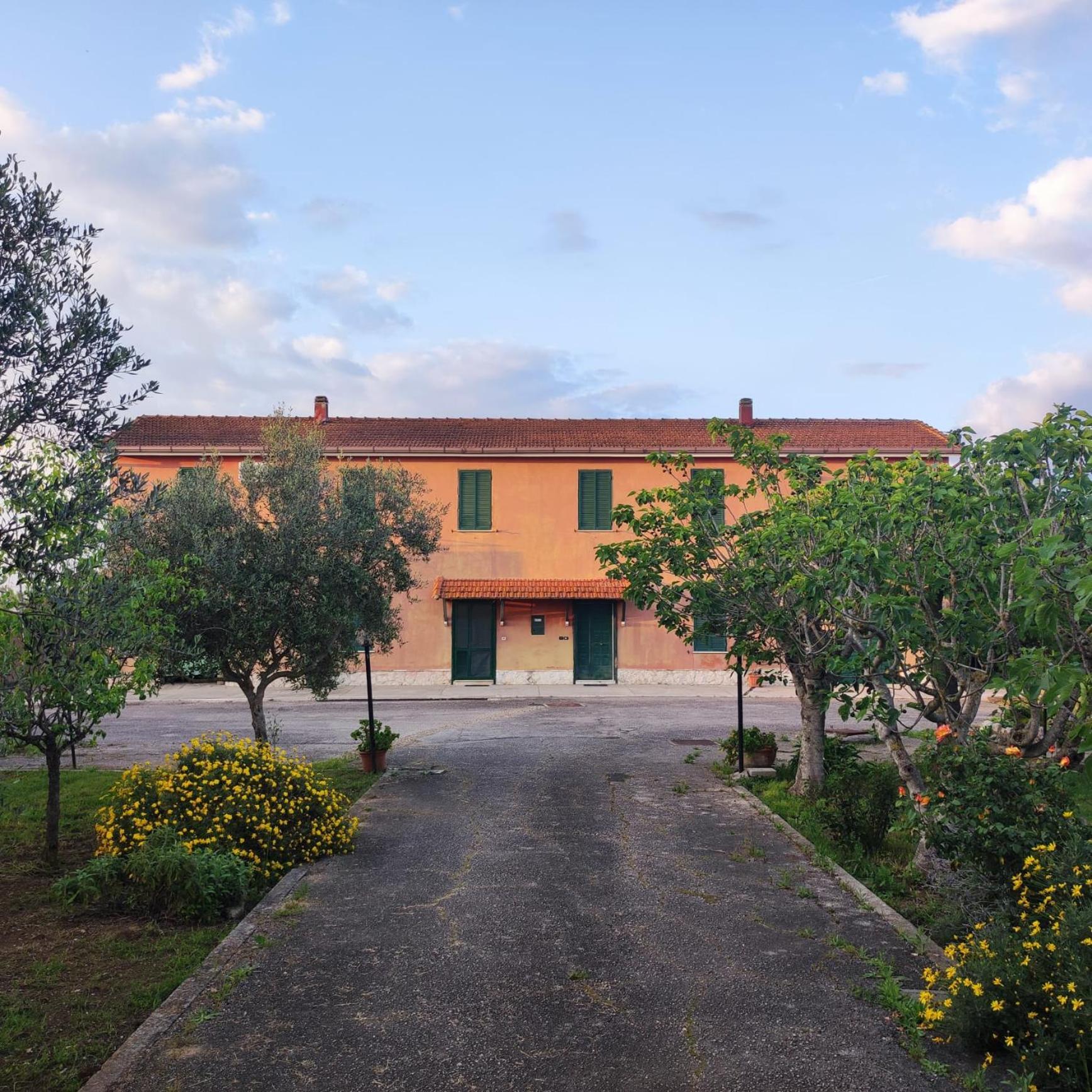 Eco House San Michele Vandrerhjem Borgo San Michele  Eksteriør bilde